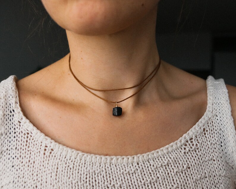 Raw black tourmaline choker, black tourmaline necklace, birthstone necklace, necklace minimalist, choker black, handmade, choker black image 5