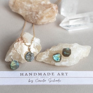 Raw Labradorite Necklace, raw Labradorite pendant, Healing Crystal Necklaces, lgemstone necklace, Labradorite Crystal chain, girlfriend gift image 10