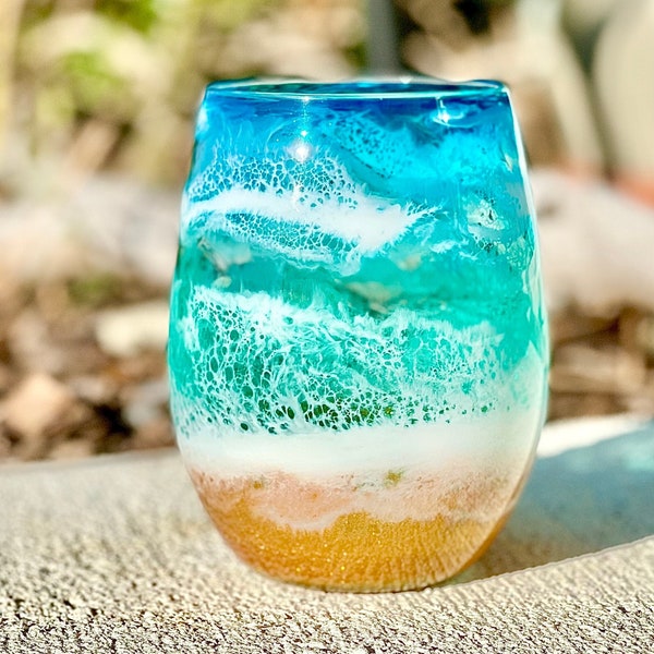 Beach glassware, Beach wine glasses, Beach drinkware, Beach lover gift, Mothers Day gift, Beach wedding gift, Stemless wine glasses, for Mom