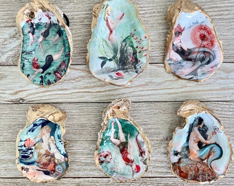 Oyster shell ring dish, Vintage mermaid decor, Shell Trinket dish, Galentine’s gift, Shell jewelry holder, for her, for mermaid lover