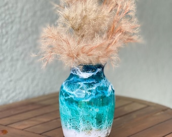beach vase for flowers, coastal decor, beach house gift, Valentine’s gift, beach wedding vase, glass flower holder, ocean vase, for friend