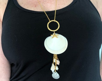Sea shell necklace, Gifts for Mom, Gift for her, Beachcomber beach jewelry for women, Step mom gift, Gold chain, beach lover gifts for her