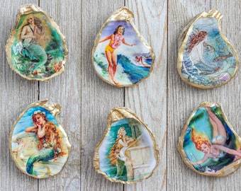 Oyster shell ring dish, beach lover gift, Mothers Day gift, Shell Trinket dish, Beach decor, Mermaid gift for her, Mermaid dish, Shell gifts