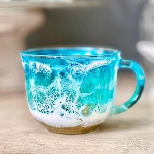 Beach glassware, Beach coffee mug, Beach drinkware, Beach lover gift, Valentine’s gift, Birthday gift, Ocean coffee mug, for coffee lovers