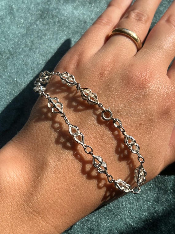 ESTATE JEWELRY - Fancy link sterling bracelet 8"