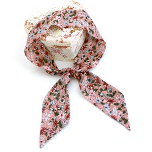 Skinny Scarf with small flowers, Dusty Pink Chiffon Hair Head Band Scarf. Small Scarf for Head, Neckerchief, Choker, Purse Handbag, Hat