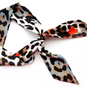 Leopard Print skinny Scarf, Short Hair, Head, Neck Scarf with Animal Pattern. Silky Head Band, Hat accessory. Mothers Girlfriend Small gift