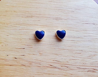 Belles boucles d'oreilles en forme de coeur en lapis bleu | Puces d'oreilles coeur bleu | Bijoux en argent sterling en lapis-lazuli | Petites boucles d'oreilles coeur en lapis | Poteaux en lapis