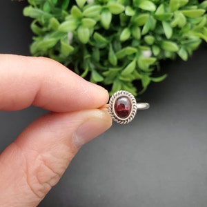 R-10376 | 6x8mm Small Oval Red Garnet Ring | Sterling Silver Twist Wire Garnet Ring | Small Stone Ring | Red Stone Ring | Free Ship From USA