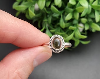 R-10376 | Small Oval Smokey Quartz Ring | Sterling Silver