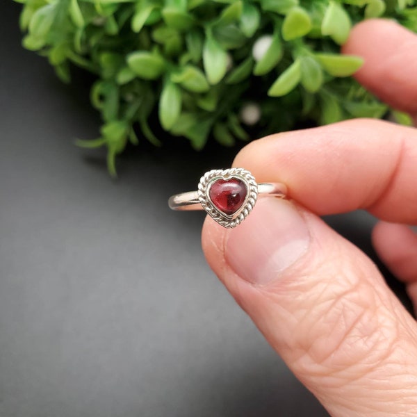 R-10381 | Dainty Small Heart Shape Red Garnet Ring | Sterling Silver Twist Wire Garnet Ring | Small Red Stone Heart Ring | Ship From USA