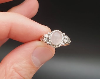 Dainty Ring | Sterling Silver Rose Quartz Ring | Gemstone Ring | Lady Ring | Bohemian Ring | Simple Rose Quartz Ring | R-10372 Rose Quartz