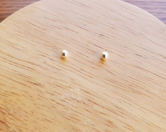 Boucles d'oreilles petite boule 3 mm Dainty | Très petites boucles d'oreilles boule en argent sterling | Boucles d'oreilles montantes en argent