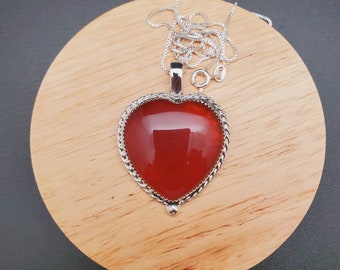 UF-085 / Colgante de corazón de cornalina de 30 mm con cadena de plata / Colgante de corazón de cornalina de plata de ley / Regalo para ella