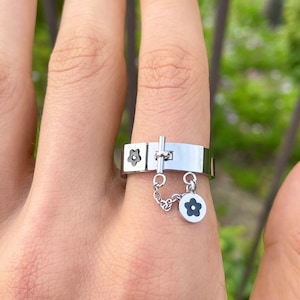 Flower Ring, Designer Ring, Daisy Ring, Women’s Ring, Stainless Steel, Trendy Ring, Women’s Ring, Women’s Jewelry, Fashion Jewelry, Ring