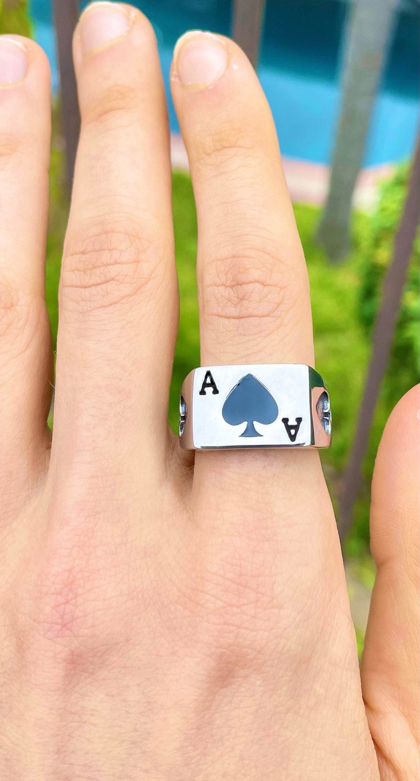 Ace card best sale ring