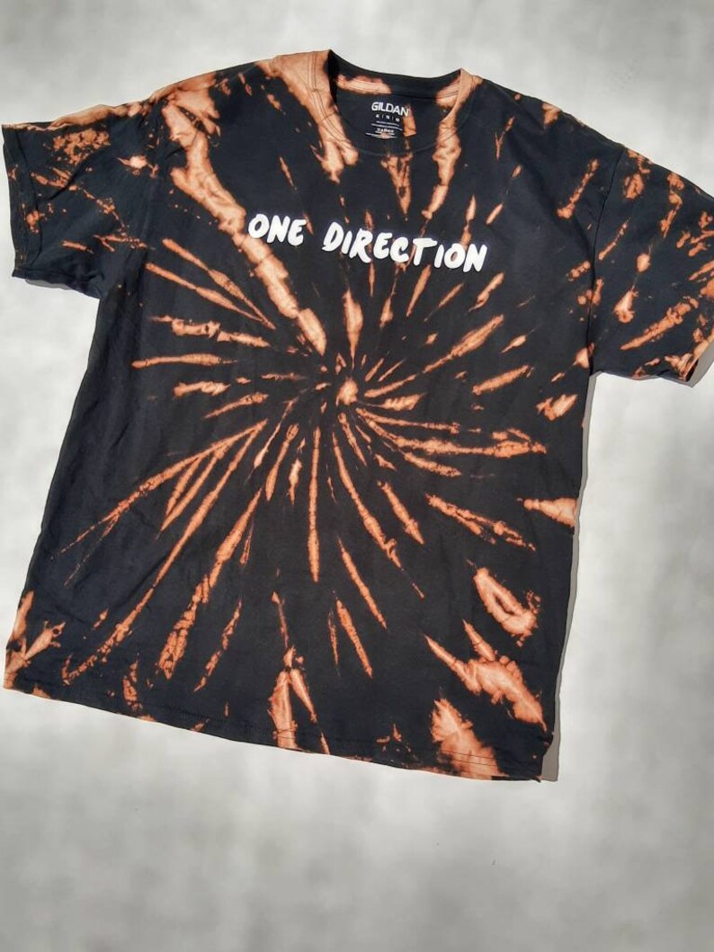 tie dye a black shirt