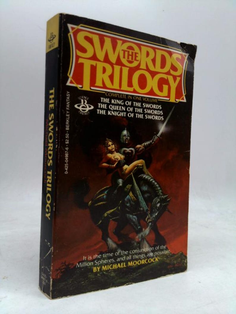 Swords Trilogy (Chronicles of Corum: The King of the Swords; the Queen of the Swords; the Knight of the Swords) by Michael Moorcock 画像 1