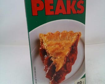 Twin Peaks: An Access Guide to the Town by David Lynch