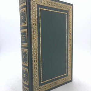 How Green Was My Valley (International Collectors Library) by Richard Llewellyn