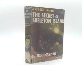The Secret of Skeleton Island (A Ken Holt Mystery, 1) by bruce campbell