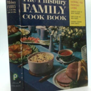 The Pillsbury Family Cook Book by Ann  Pillsbury