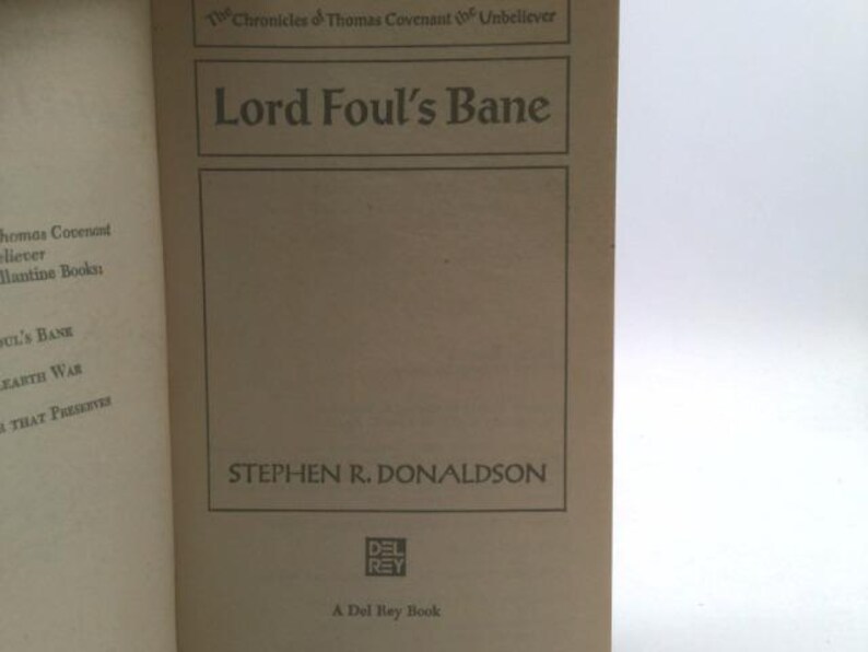 Lord Foul's Bane (The Chronicles of Thomas Covenant the Unbeliever, Book 1) by Stephen Donaldson image 2