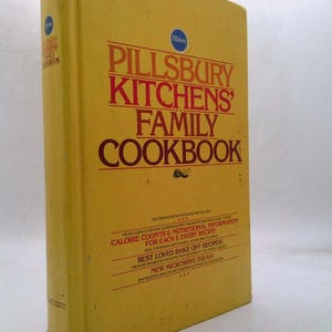 Pillsbury Kitchens&#39; Family Cookbook by Pillsbury