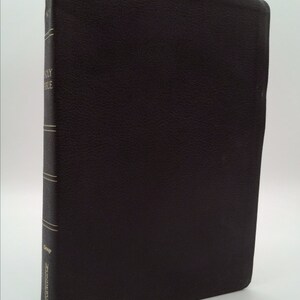 Pastor's Bible by Group Publishing