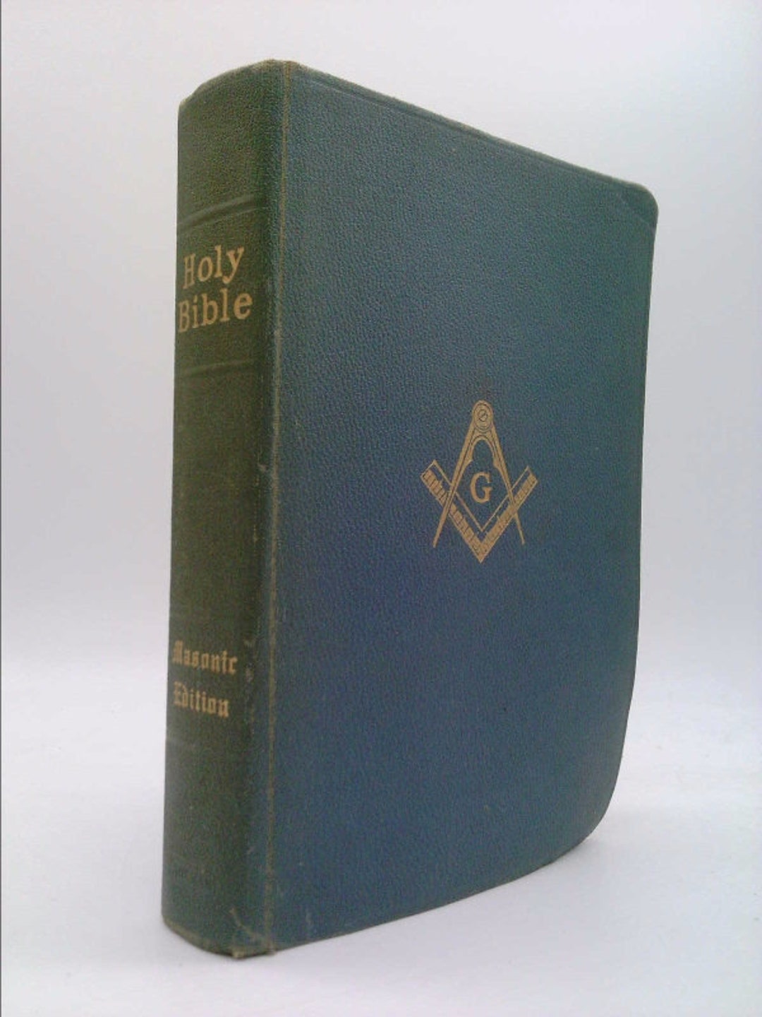 The Holy Bible, Masonic Edition, the Bible and King Solomon's Temple in