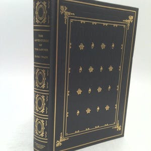 The Adventures of Tom Sawyer (International Collectors Library) by Mark Twain