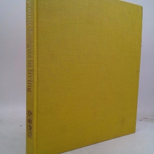 Young Designs in Living by Barbara Plumb