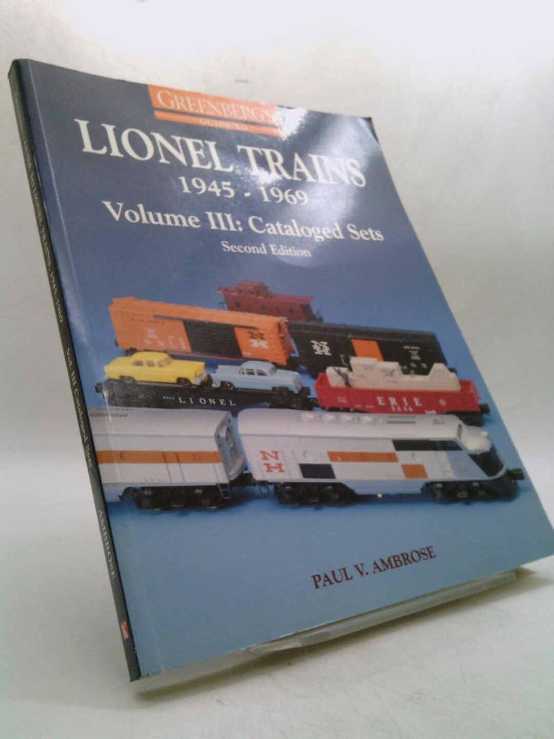 Greenberg's Guide to Lionel Trains 19451969 Cataloged Sets (3) by