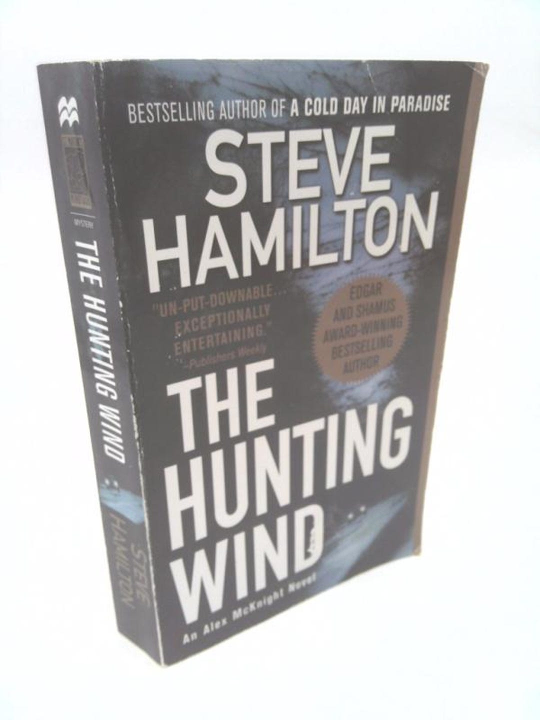 The Hunting Wind an Alex Mcknight Mystery (alex Mcknight Novels)