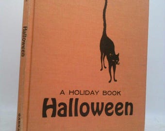 Halloween (A Holiday Book) by Lillie Patterson