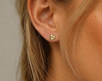 Dainty Mini Heart Stud Earrings S925 Sterling Silver Gold Silver, Tiny Polished Heart Earrings, Minimalist Cute Studs, Gift for Her