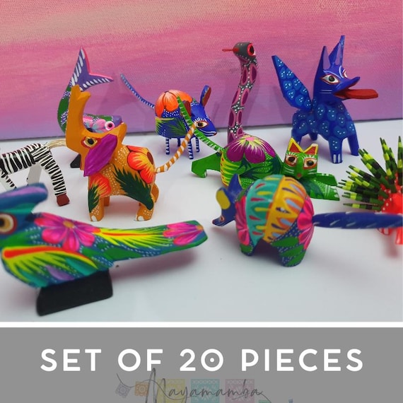Alebrijes mexicanos hechos a mano: Criaturas únicas de arte popular, juego de 20