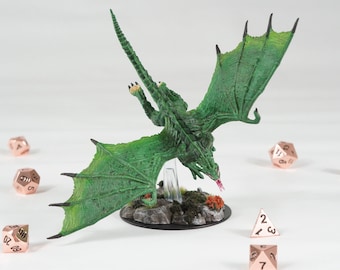 Painted D\u0026D Green Dragon Miniature 