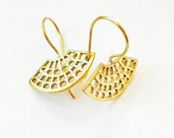 Small Gold Brass Earrings, Fan Earrings, Everyday Earring, Modern Jewelry, Gift for her, Simple and Minimalist, Valentines
