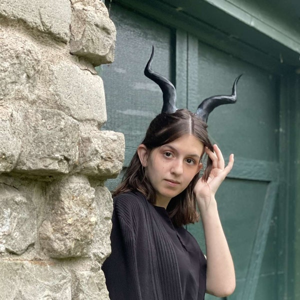 3D Printed Maleficent-Style Cosplay Costume Horns