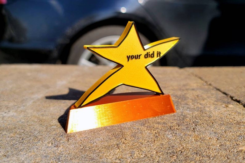 3D Printed your did it Meme Trophy 画像 2