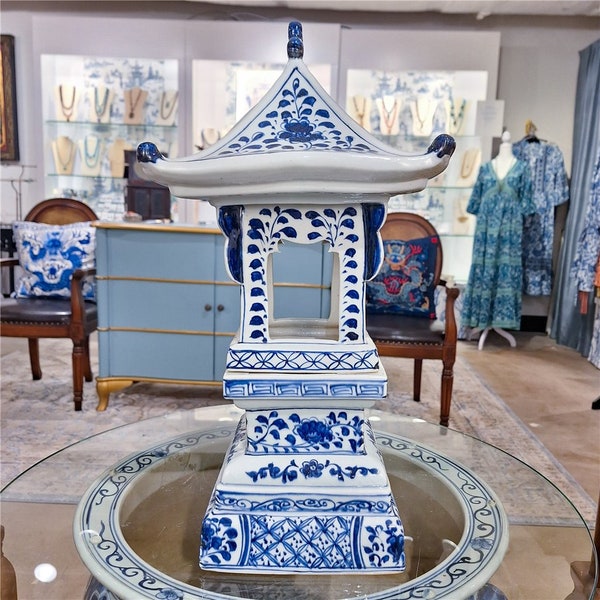 Blue Ceramic Plumeria Chinoiserie Pagoda Candle, 9 Oz