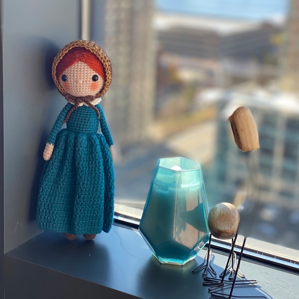 Toronto - ALIAS GRACE HANDMADE Doll Miniature traditional Canadian girl Orange haired knitting baby friend Artist companion Baby shower gift