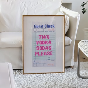 Vodka Soda Wall Art, Cartel de cócteles, Arte divertido de la pared, Decoración del carrito de bar, Arte de la pared de cócteles, Impresión de pared de moda, Decoración de moda, Arte de cocina rosa
