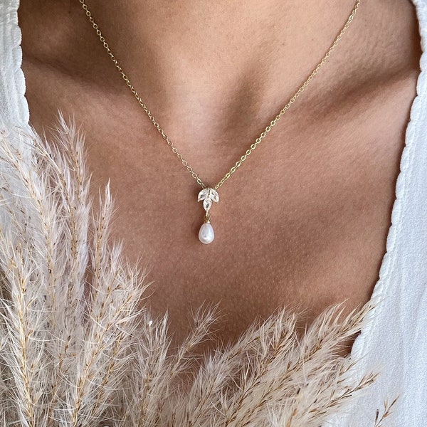 HELSEY | Crystal Wedding Necklace | Pearl Crystal Pendant Necklace | Bridal Necklace  | Bridesmaid Necklace Bridal