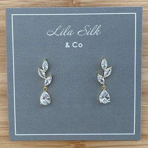ASTRID Crystal Bridal Drop Earrings • Crystals Wedding Earrings • Wedding Luxury Earrings • Sparkle Bridal Earrings • Bridal Earrings