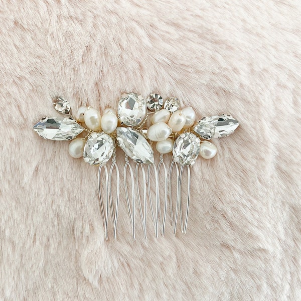 LAUREA | Braut Haarkamm | Kristall Haarkamm | Süßwasserperle Braut Haarkamm | Silberne Hochzeit Headpiece | Vintage Hochzeit Haarkamm