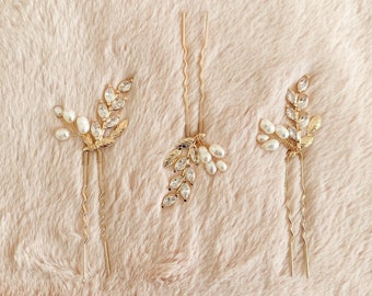 CAMBIA | Dainty Bridal Hair Pins | Zirconia Bridal Hair Pins |  Gold Headpiece | Pearl Bridal Hair Pins | Floral Hair Piece