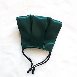 Green Mulberry Silk Face Mask | 100% Silk, Adjustable