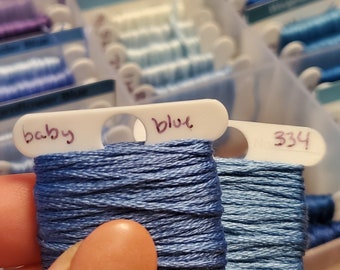 Plastic bobbins for embroidery thread floss
